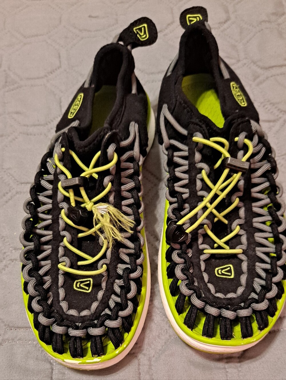 Keen UNEEK Neon Yellow & Black Braided Rope Sandals Size 4